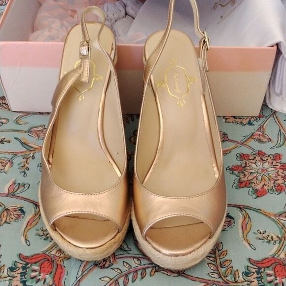 NEW Footcandy Platform Sandals - Picture 2 of 11